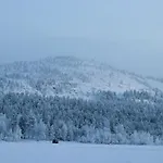 & Sallavalkea 2* Salla
